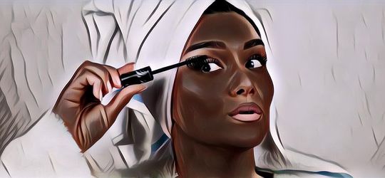 Super Lentik, Yuk Coba 5 Trik Bikin Eyelash Pakai Maskara