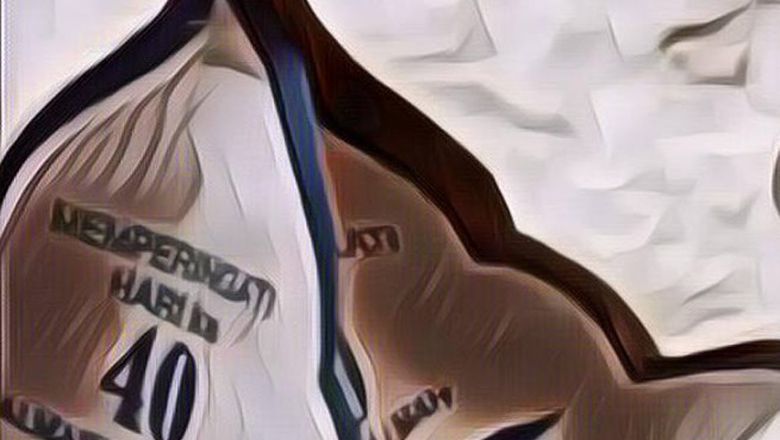 Seorang Bocah Membuka Isi Kotak Berkat 40 Harian, Ucapannya Bikin Salfok