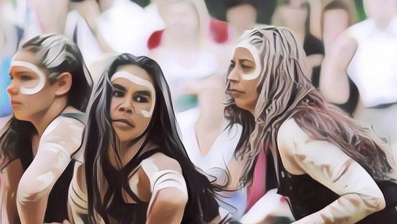 Keren! Indonesia Ternyata Punya Suku-Suku yang Warganya Seperti Bule