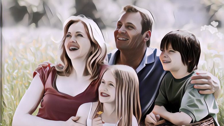 10 Pasangan Artis Ini Tetap Akur Meski Sudah Berpisah Lho, Siapa Aja Nih?