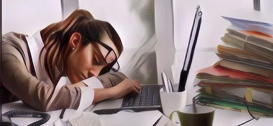 7 Aktivitas yang Seharusnya Nggak Dilakukan Saat Capek