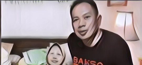 Kecupan Perpisahan Vicky Prasetyo untuk Ibu Kalina Oktarani, Mantan Mertua Pergi untuk Selamanya