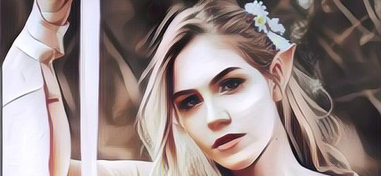 Sedang Tren ‘Telinga Peri’ di China yang Konon Bisa Bikin Wajah Terlihat Tirus