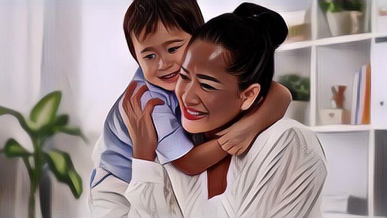 Mendalami Kehidupan Wanita Karir, Pentingkah Istri Memiliki Penghasilan Sendiri?