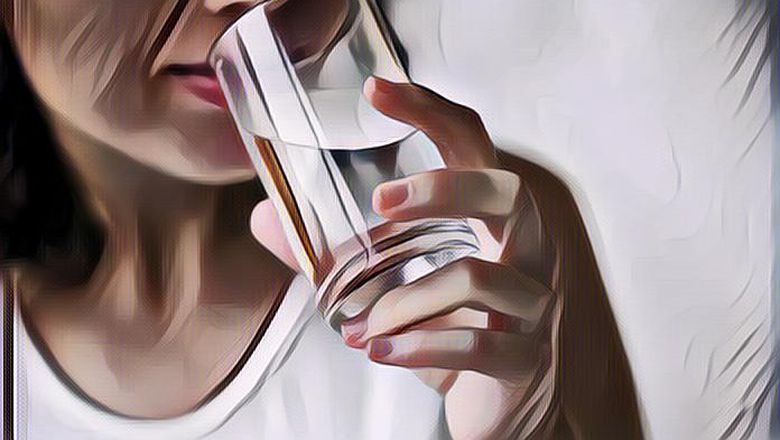 Manfaat yang Bisa Kamu Rasakan Kalau Rajin Minum Air Putih Setiap Bangun Tidur