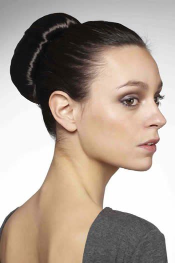 3. Model rambut ballerina bun