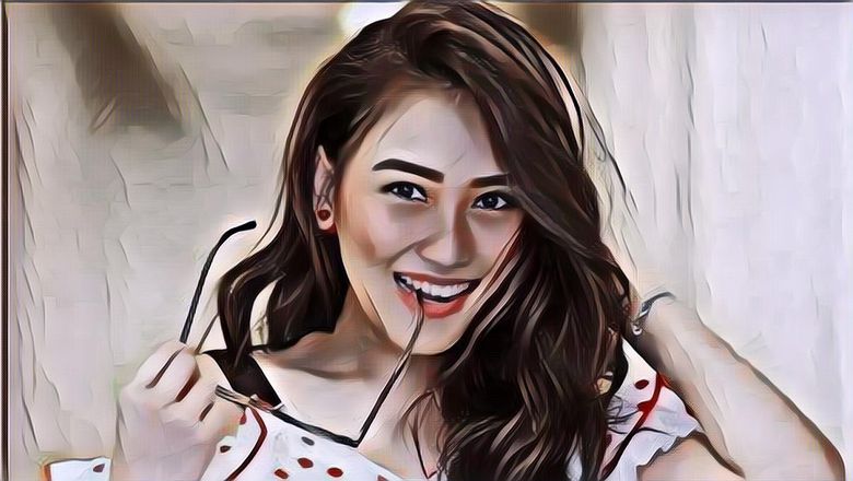 Penyanyi Dangdut Ayu Ting Ting Rilis Single Baru dengan Judul Tatitut