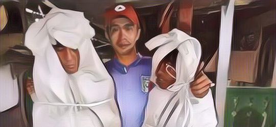 Bikin Takut Warga Pakai Kostum Pocong, Mereka Ditangkap