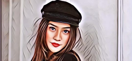 Seksi Saat Berenang, Bikini Anya Geraldine Bikin Gagal Paham