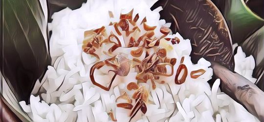 Tampak Serupa, Inilah 4 Perbedaan Nasi Uduk dan Nasi Liwet yang Wajib Kamu Tahu!