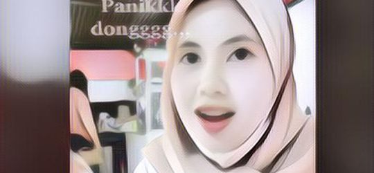 Wanita Berhijab Makan Daging Babi karena Dijebak Majikan, Reaksinya Curi Perhatian