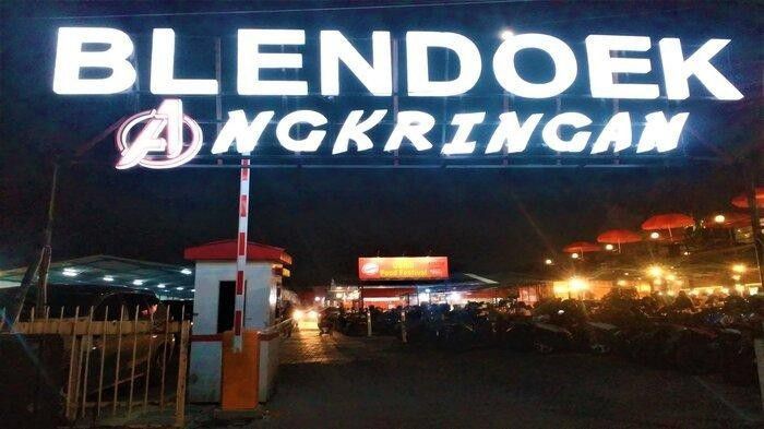 3. Angkringan Blendoek