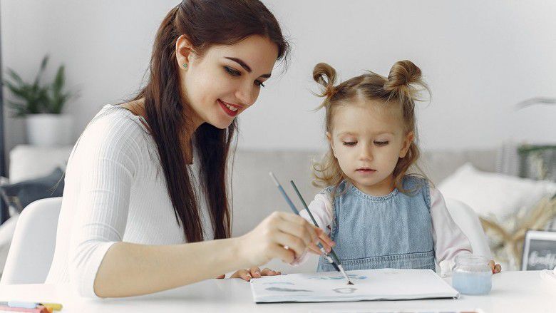 1. Mengenalkan Anak dengan Berbagai Bidang