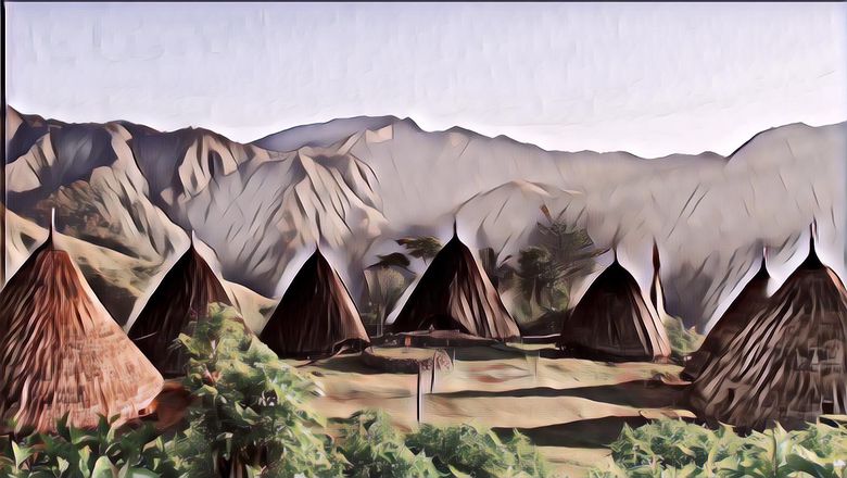 Mau Jalan-Jalan ke Timur Indonesia? Yuk, Intip 9 Potret Desa Wisata Wae Rebo di NTT yang Indah Berselimut Kabut!