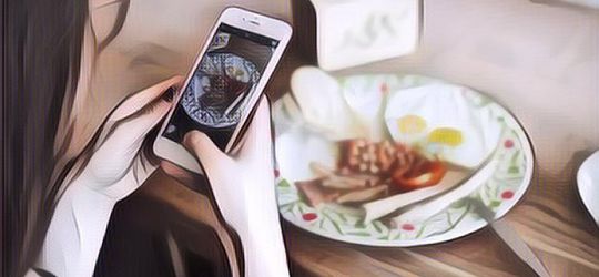 5 Food Vlogger Indonesia, Bikin Kamu Ngiler dan Jatuh Cinta Saat Menontonnya!