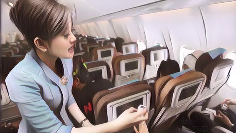 Jangan Kasih Uang Tip ke Pramugari! Barang-barang Ini Bisa Dijadikan Hadiah Sebagai Bentuk Ucapan Terima Kasih