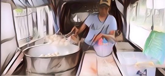 Ternyata Sosok yang Selama Ini Ngisi Suara Tahu Bulat Digoreng Dadakan Adalah Orang Ini