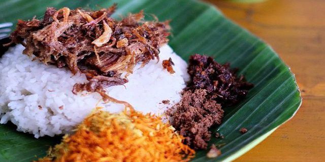 1. Nasi Krawu