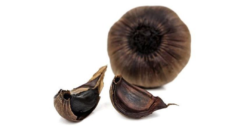 Ini Manfaat Bawang Hitam yang Harus Kamu Ketahui