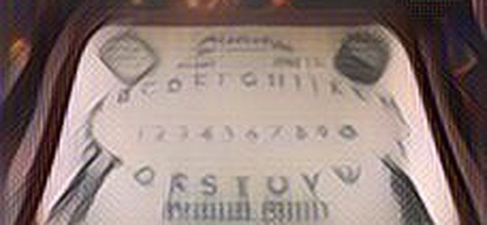 Permainan Panggil Hantu dari Berbagai Negara, Berani Coba?