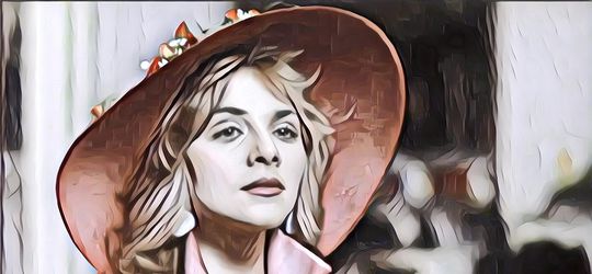 Perpaduan Baju Warna Coral dan Celana Putih Jeans, dari Kesan Formal sampe Kasual