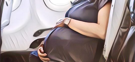 Apakah Aman Ibu Hamil Melakukan Perjalanan Udara?