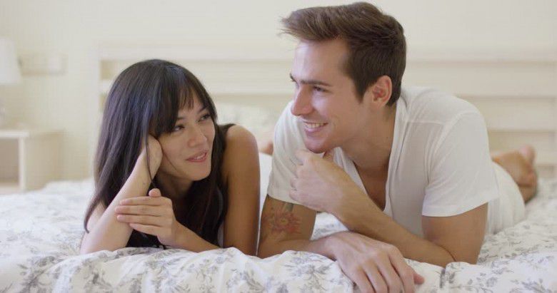 1. Berbagi cerita tentang apapun