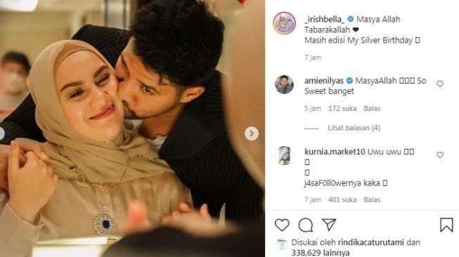 2. Kalung Berlian Mewah