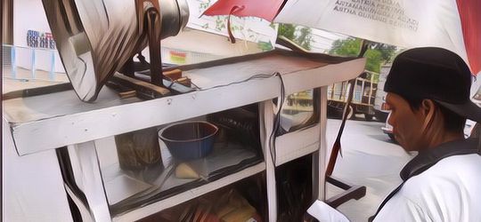 Terungkap! Misteri di Balik Kerasnya Lagu Dangdut di Gerobak Penjual Getuk