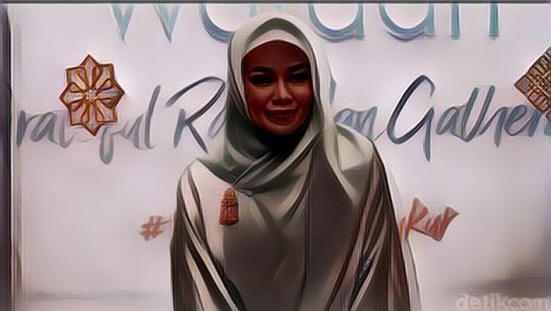 Punya Ayah Gak Percaya Agama Sampai Pernah Berniat Bunuh Diri, Artis Cantik Ini Sempat 3 Kali Pindah Keyakinan Sebelum Mantap Hijrah