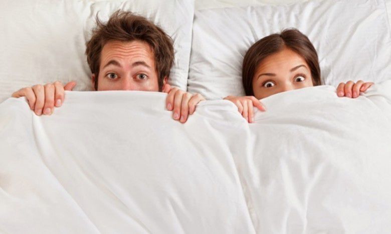 3. Hubungan Badan Jadi Tontonan