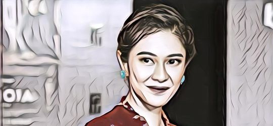 Ngeri! Begini Penampakan Dian Sastrowardoyo Sebagai Dewi Api di Sri Asih