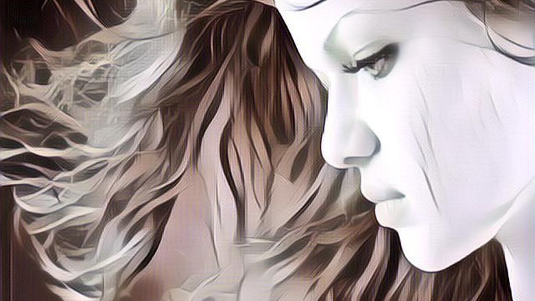 3 Tanda Kalo Pacarmu Gagal Move On dari Mantannya, Pasti Menyakitkan