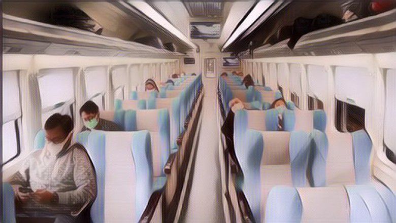 Cerita Penumpang Masak Nasi di Kereta, Kok Bisa Sih?