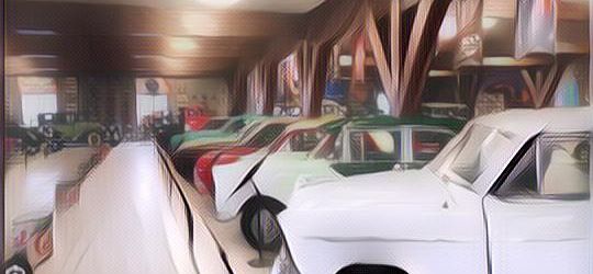 Angkernya Koleksi Mobil di Museum Angkut Malang