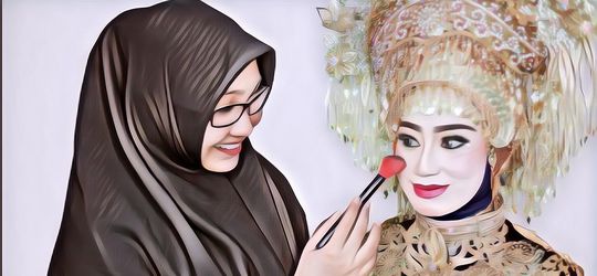 Kisah Guru Honorer Gaji Rp350 Ribu Sebulan, Selesai Ngajar Kerja Sampingan Jadi MUA