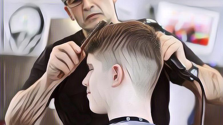 Mau Potong Rambut Keren, Eh Dada dan Leher Pria Ini Malah Terbakar