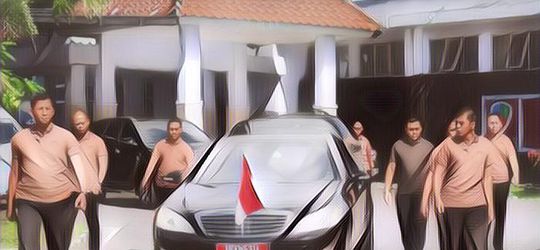 Jarang Diketahui! Ternyata Begini Cara Mengirim Mobil Dinas Presiden Jokowi Ke Luar Kota, Butuh Proses Panjang