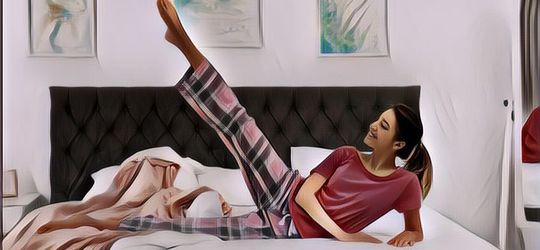 Malas Keluar Rumah, Ini Olahraga Ringan yang Bisa Dilakukan di Kamar