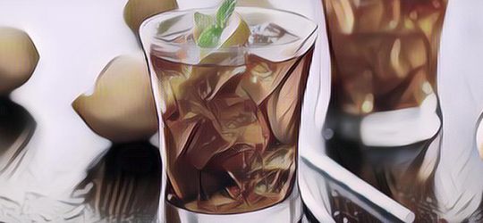 Ini Ternyata Alasan Kamu Gak Boleh Konsumsi Es Teh Terlalu Sering