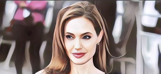 Deretan Film Angelina Jolie yang Wajib Kamu Tonton