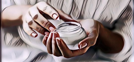 Ternyata, Ada 4 Kesalahan Cara Pakai Moisturizer yang Sering Tak Disadari: Wajib Simak!