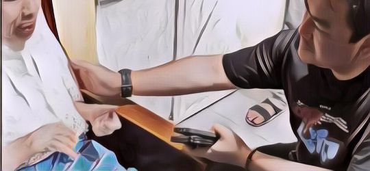 Viral Seorang Anak Diduga Menganiaya Ibunya yang Lumpuh, Ternyata Ini Alasannya