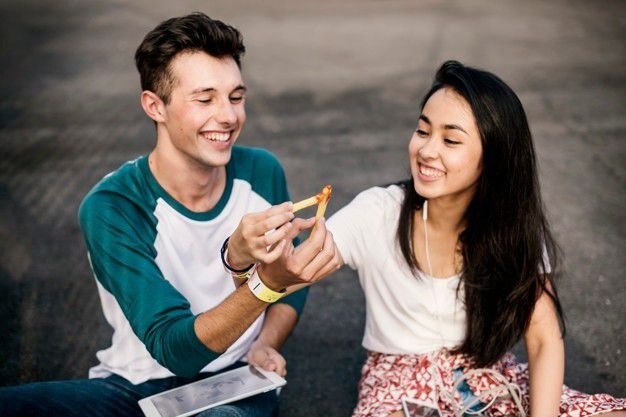 #4 Rendah diri, di luar kehidupan asmaranya