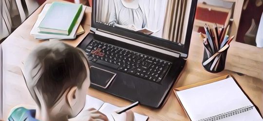 Miris! Inilah Potret Guru di NTT yang Rela Panggul Muridnya demi Dapat Sinyal Internet untuk Ikut Ujian