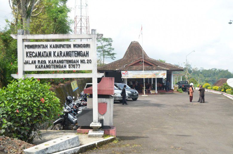 # Apa Itu Tradisi Tunggon?