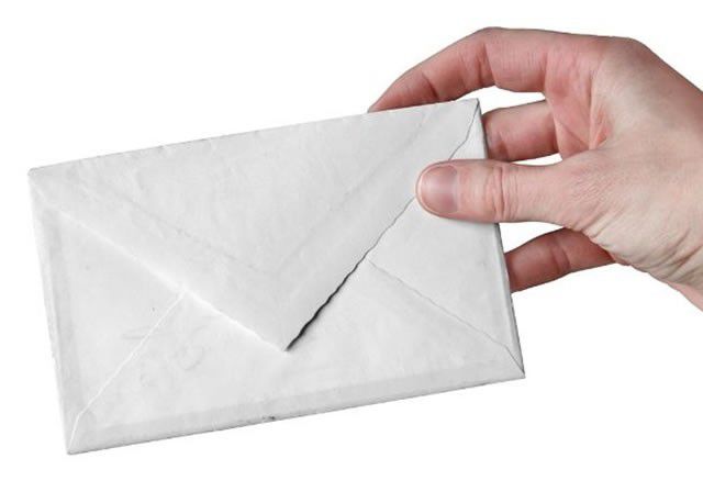 4. Ngasih 'amplop' buat beli kopi dan buat beli siomay