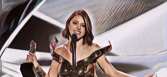 Bintang Pemain Dewasa Ini Akui Sudah Mencium 1000 Pasien Covid