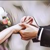 Viral Pasangan Pengantin Ini Menikah Pakai Kursi Roda, Ternyata Begini Sebabnya