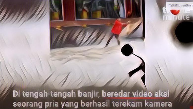 Banjir Datang, Bapak-bapak Ini Malah Santuy Tebar Jala Ikan, Kocak Abis